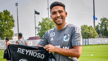 Emanuel Reynoso swaps Minnesota for Mexico