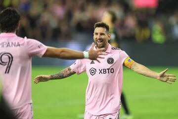 Campana and Messi celebrate the former's goal against LAFC. 